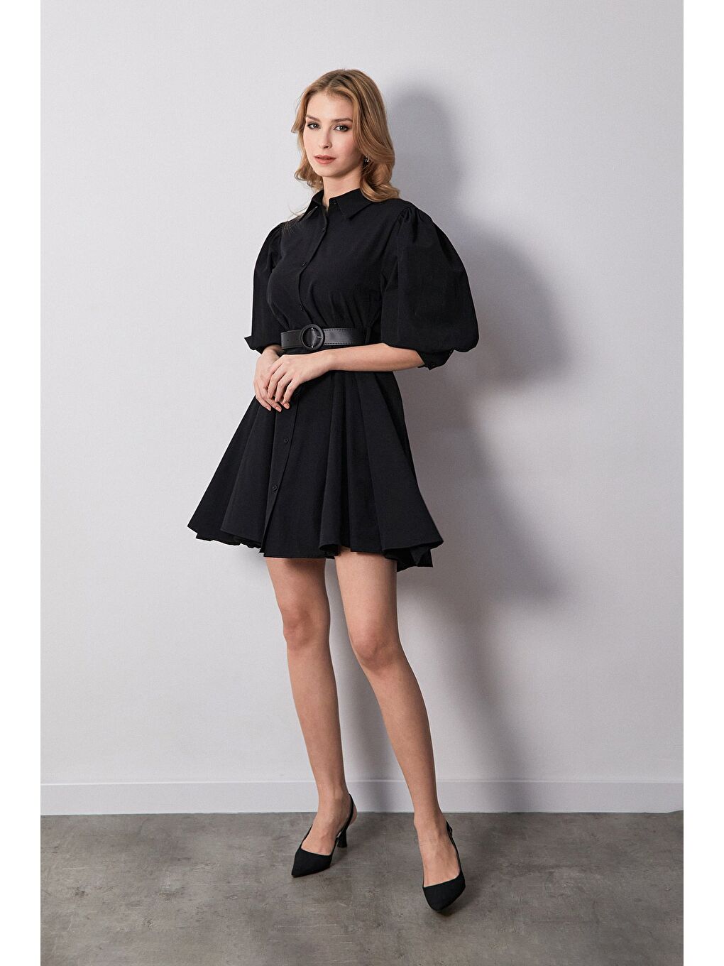 Siyah Kemerli Gömlek Yaka Balon Kol Elbise-3