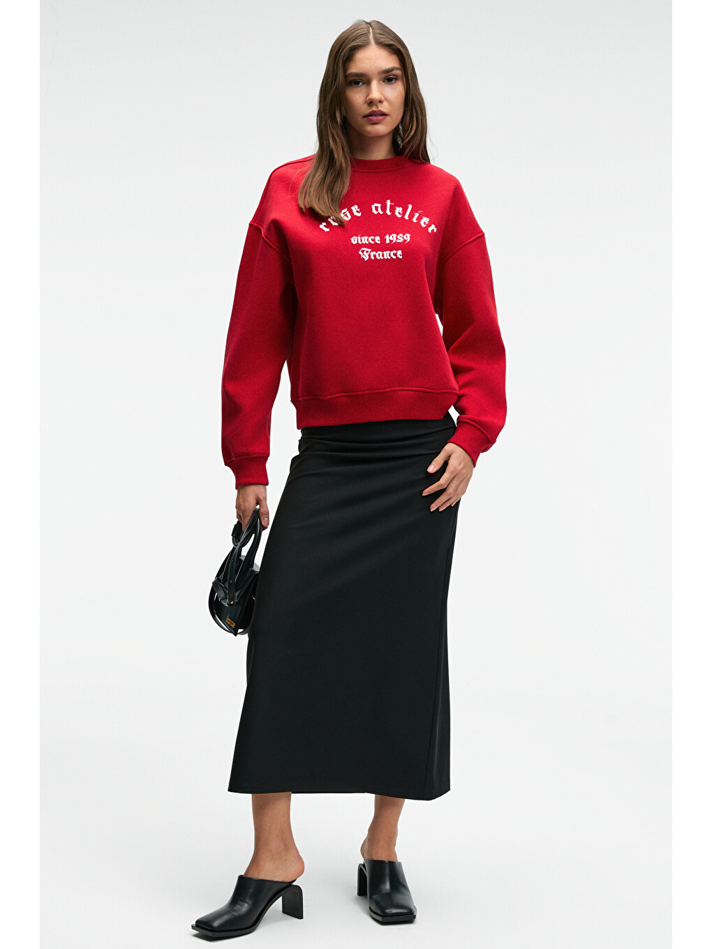 Morevessa Kadın Regular Fit Baskı Detaylı Yuvarlak Yakalı Kırmızı Sweatshirt-4