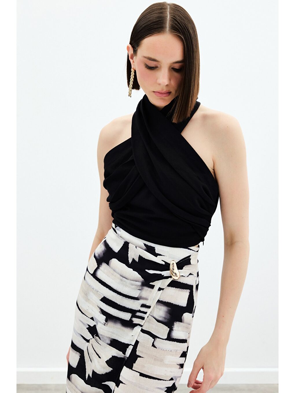 Halter Yaka Keten Crop Bluz - Siyah-2