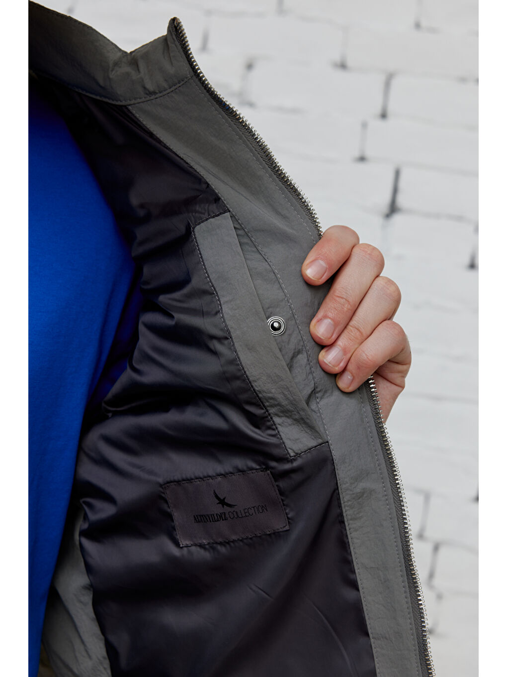 Erkek Gri Standart Fit Normal Kesim Dik Yaka Desenli Mont-9