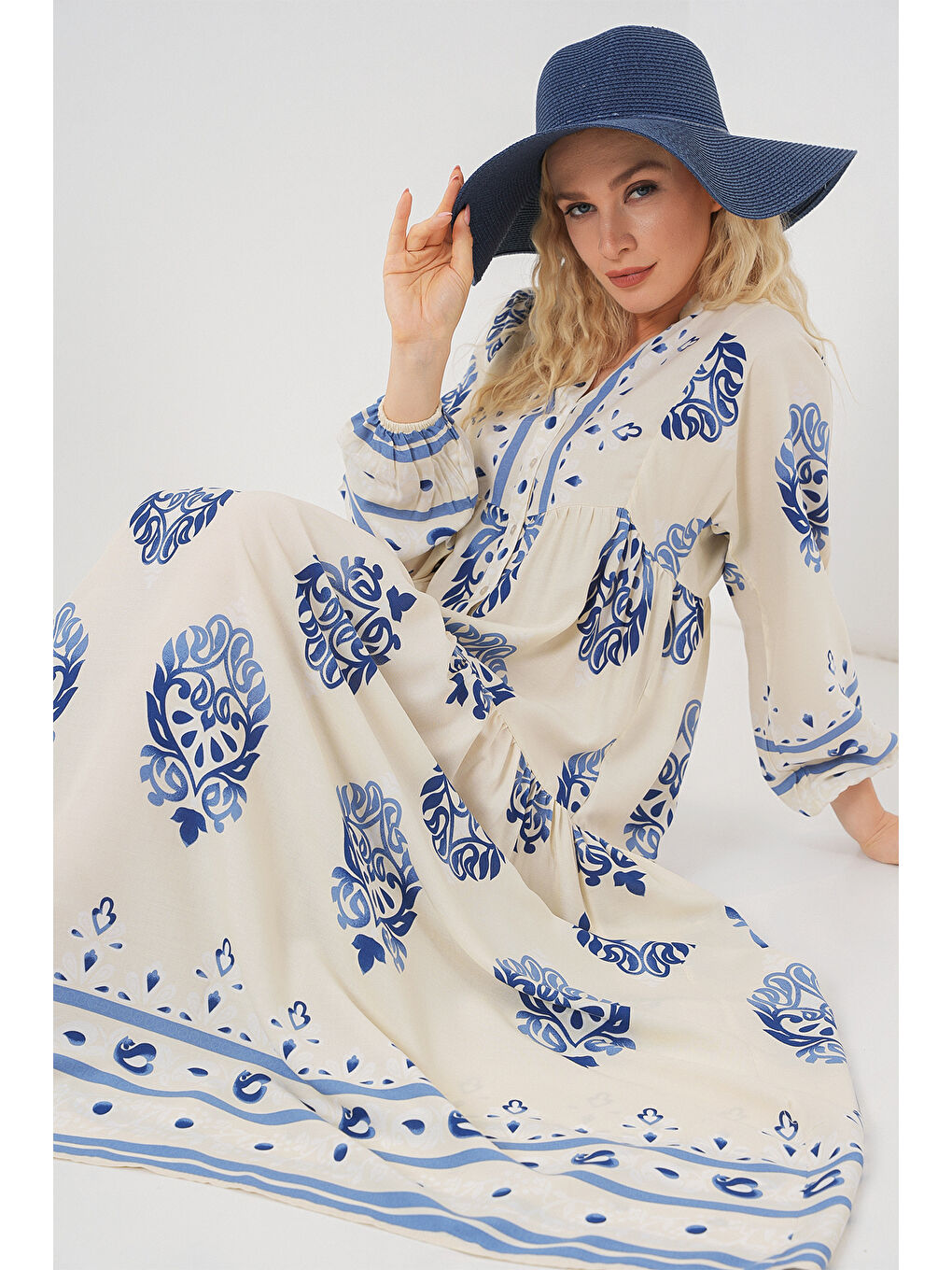 Ekru Kadın Desenli Uzun Tesettür Elbise 2585 - Krem-1