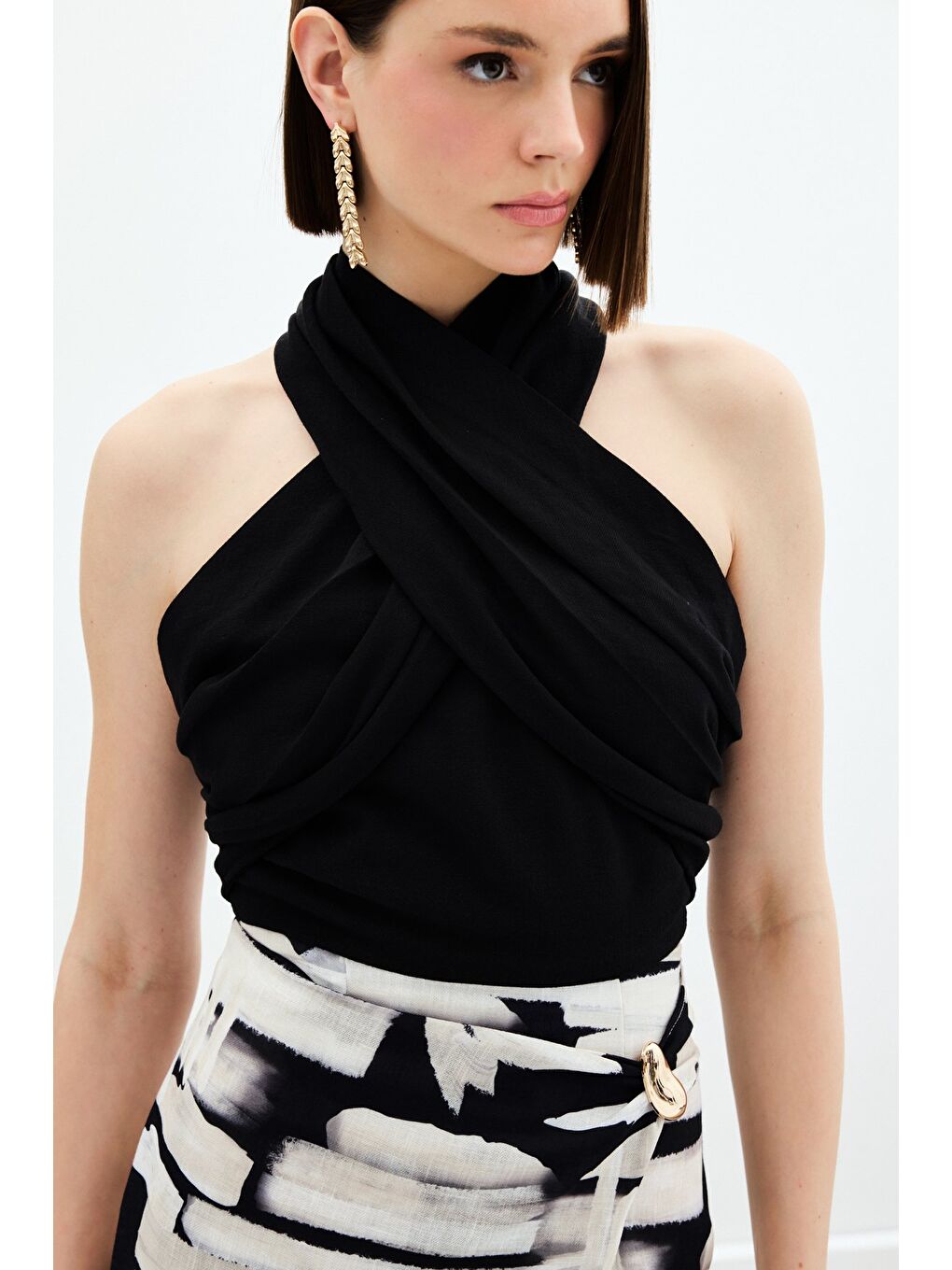 Halter Yaka Keten Crop Bluz - Siyah-5