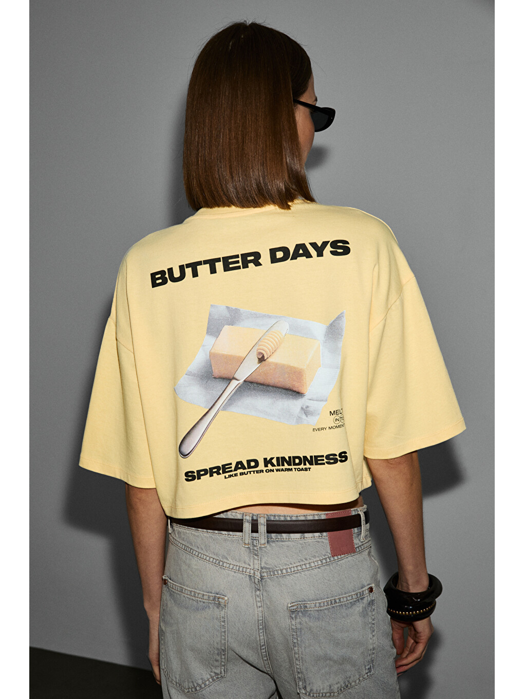 Junarıve Kadın Organik Pamuklu Bisiklet Yaka Baskılı Kısa Kollu Sarı T-shirt-4