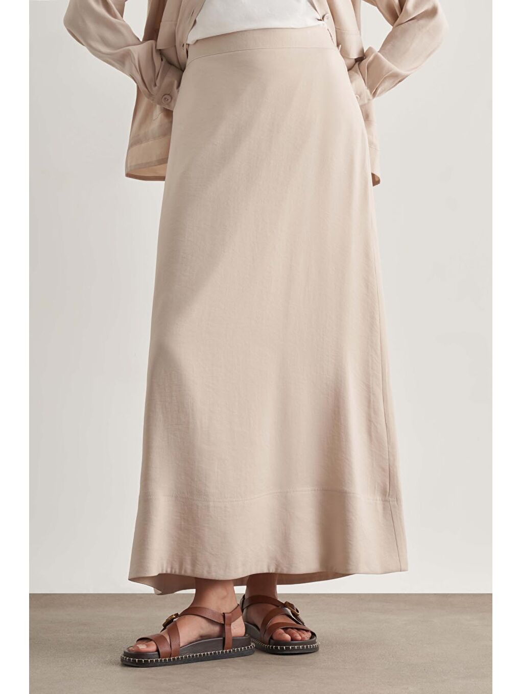 Bej Modal Karışımlı Taş Rengi Maksi Evaze Etek-2