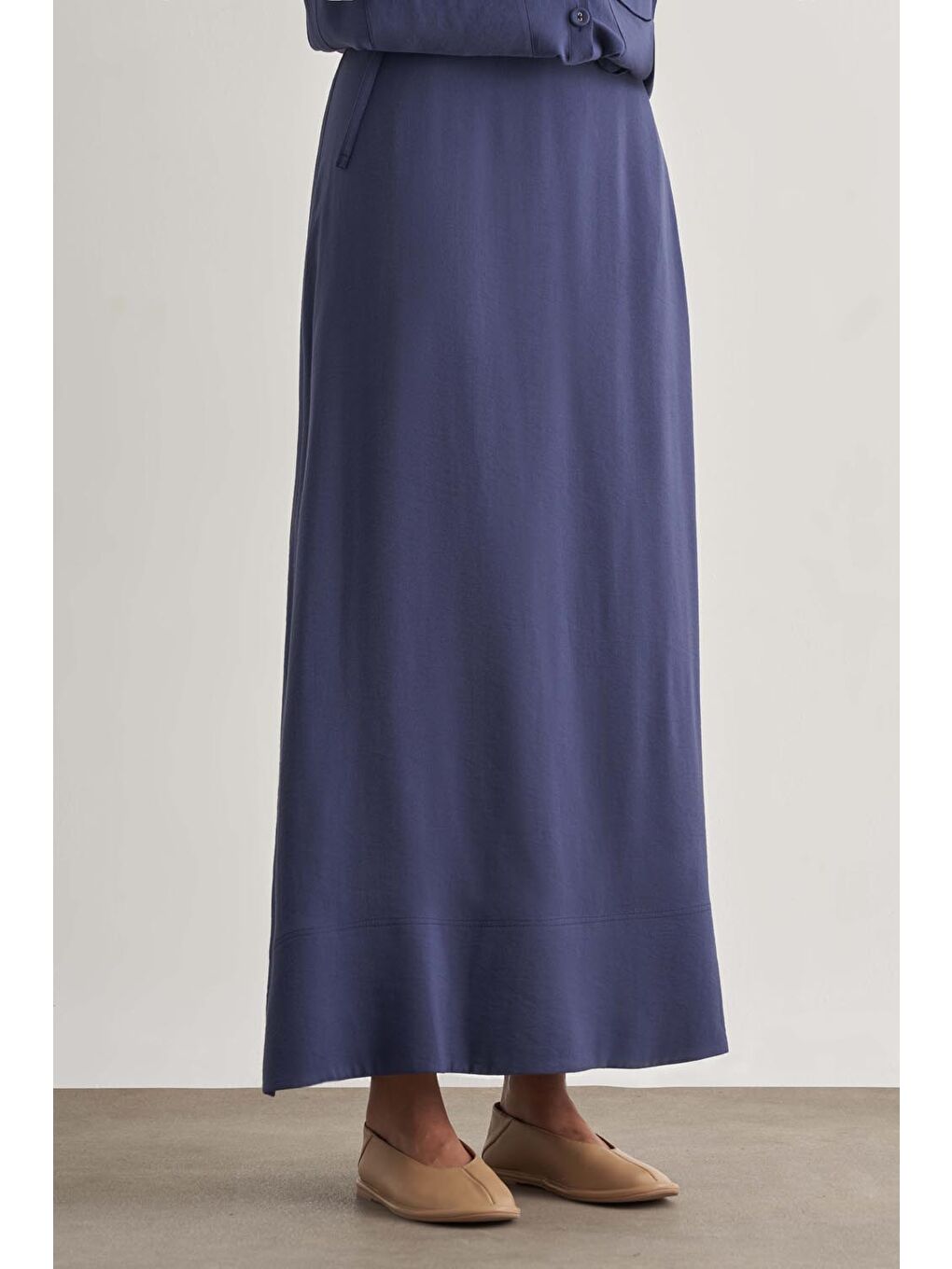Modal Karışımlı İndigo Mavi Maksi Evaze Etek-2