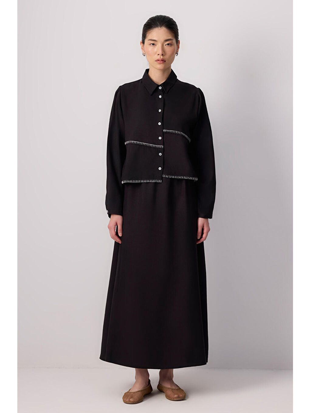 Siyah Kontrast Dikişli Gömlek Etek Takım