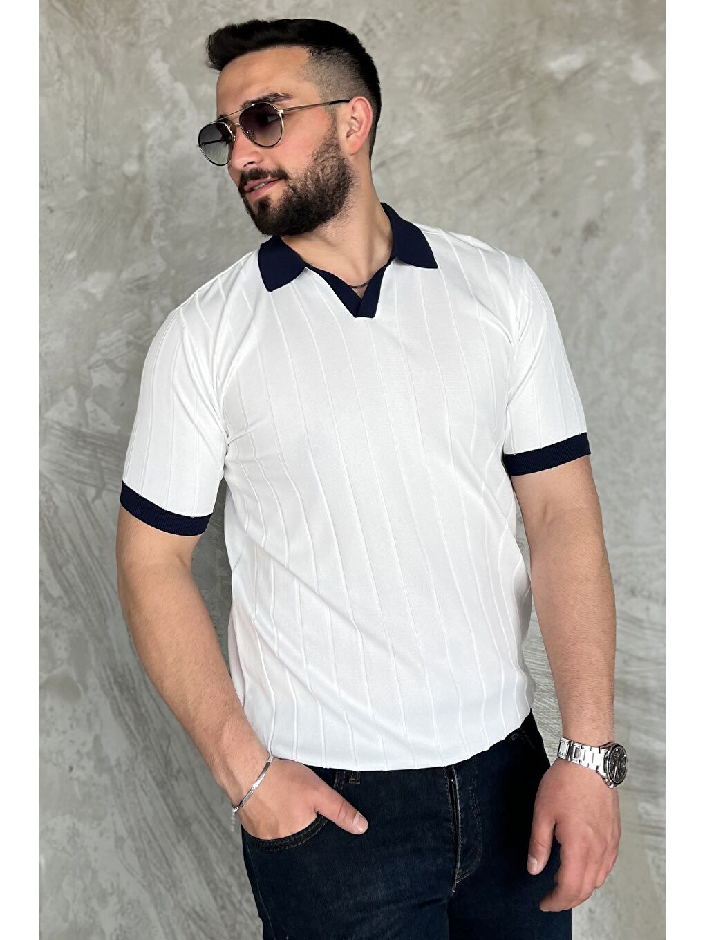 Beyaz Erkek Polo Yaka Kendinden Çizgi Desenli Renk Garnili Triko Tişört-1