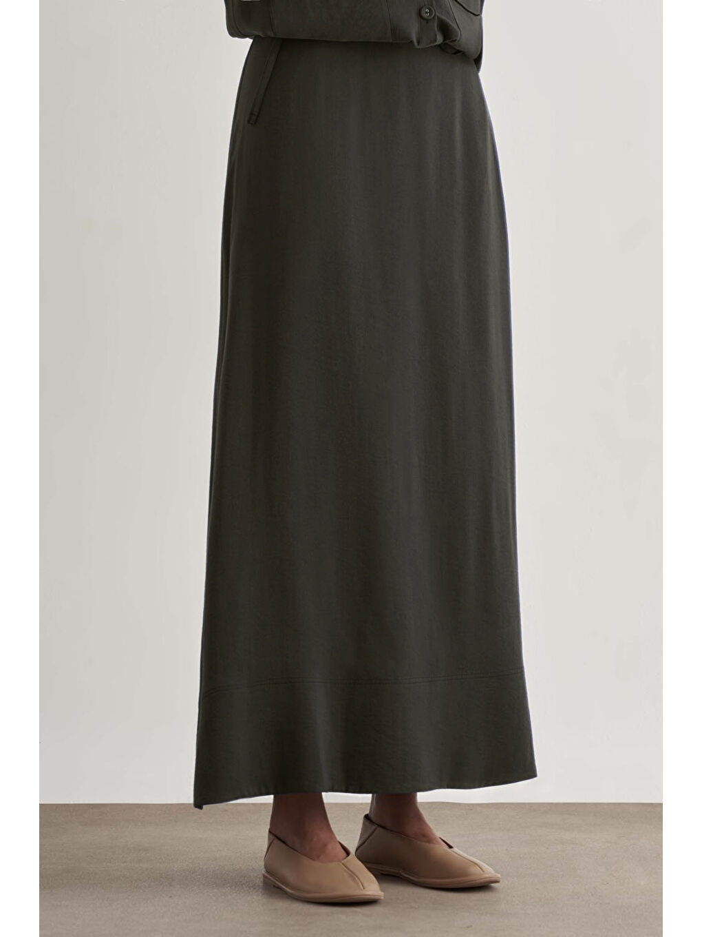 Modal Karışımlı Antrasit Maksi Evaze Etek-2