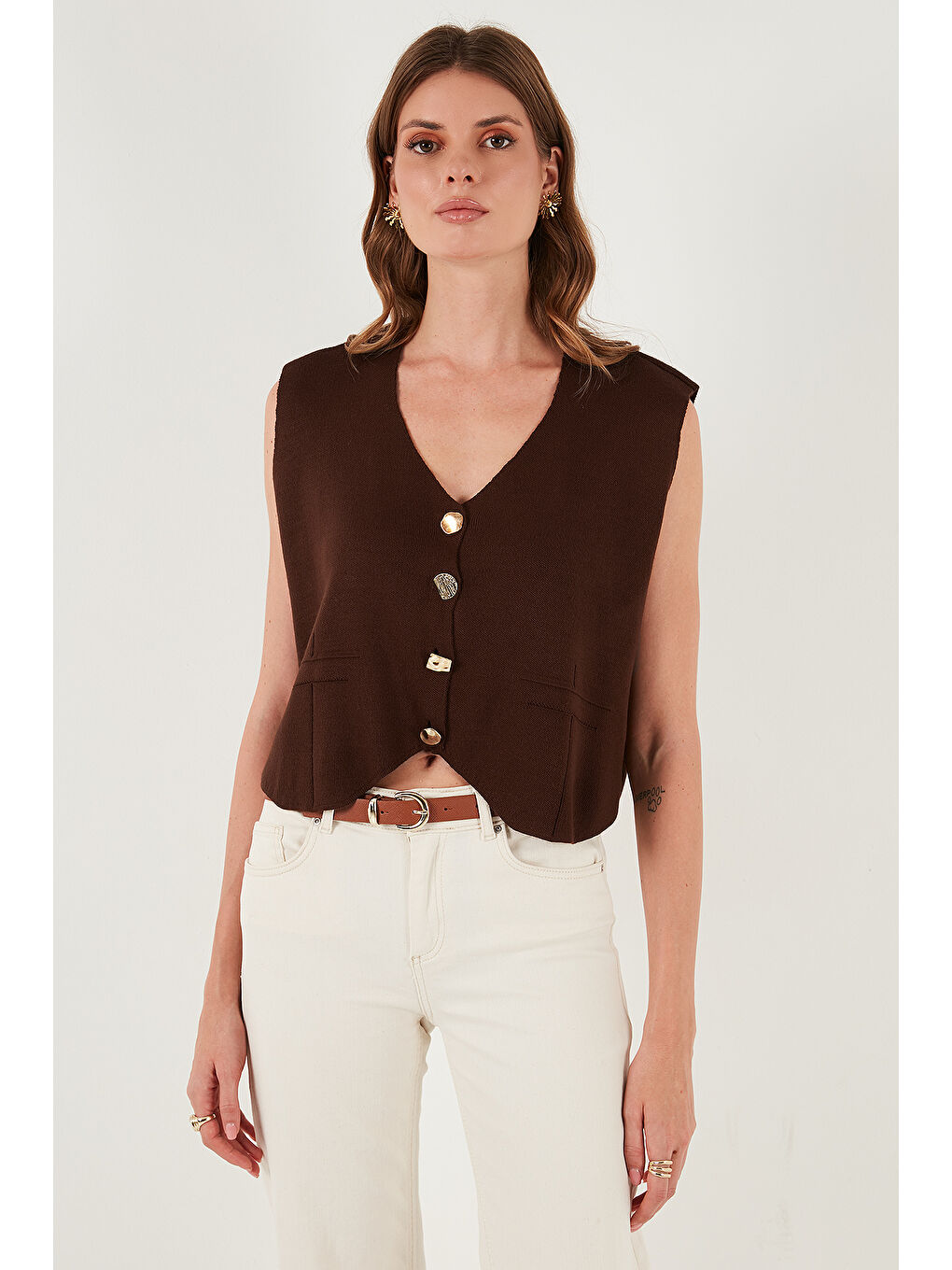 Kahverengi V Yaka Düğmeli Triko Kadın Yelek 4616177-3