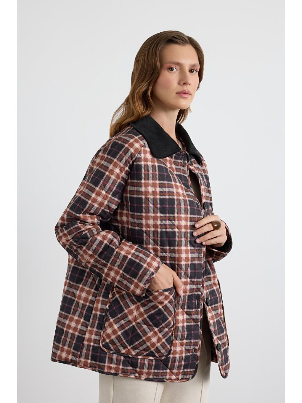 Kahverengi Desenli Kadife Yakalı Kapitone Ceket Mont Kahve-2