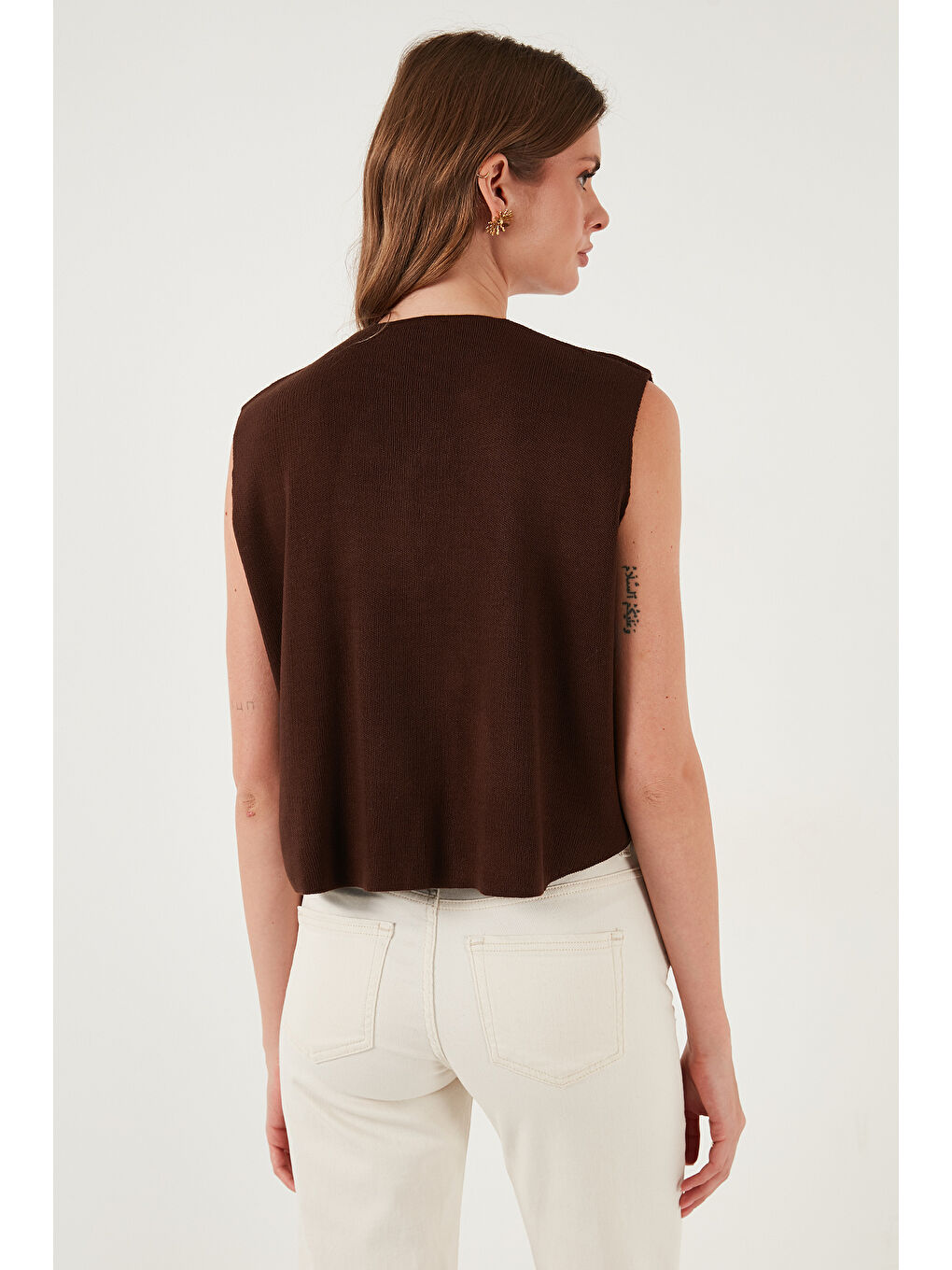 Kahverengi V Yaka Düğmeli Triko Kadın Yelek 4616177-5