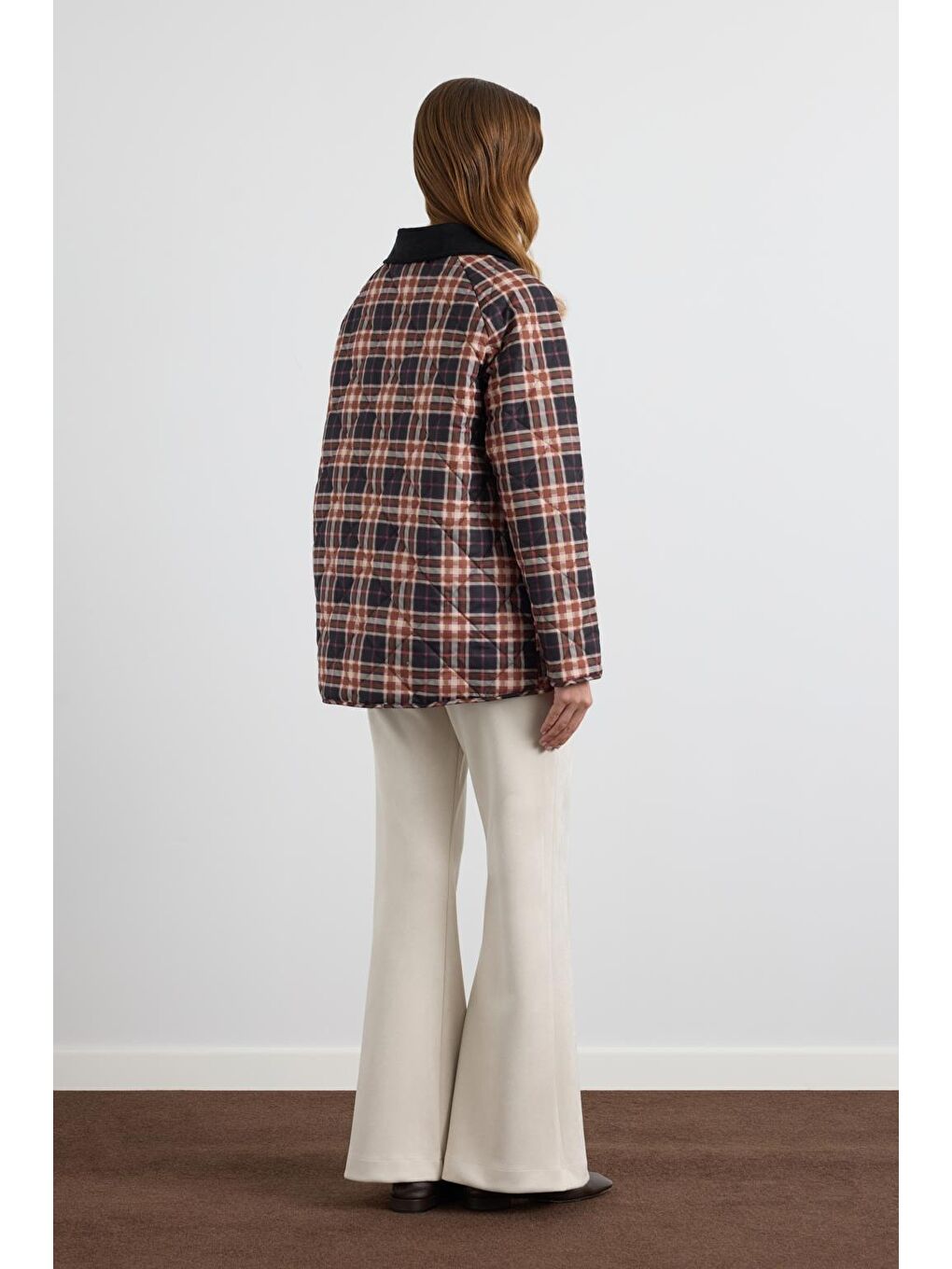 Kahverengi Desenli Kadife Yakalı Kapitone Ceket Mont Kahve-4