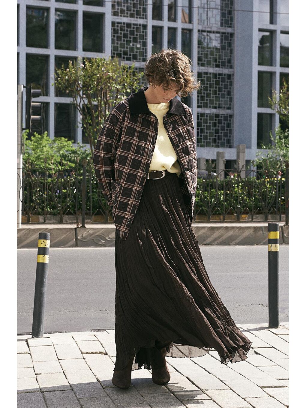 Desenli Kadife Yakalı Kapitone Ceket Mont Siyah-2