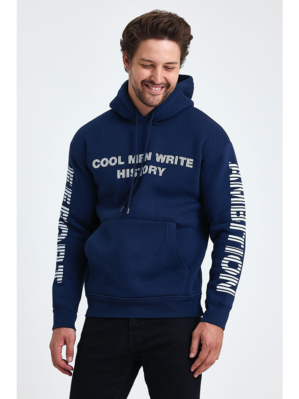 Tarz Cool Lacivert Erkek Yazı Baskılı Regular 3 İplik Şardonlu Kapüşonlu Sweatshirt - 2