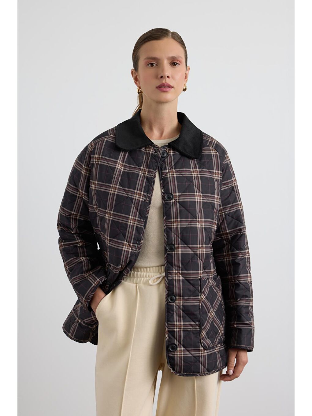 Desenli Kadife Yakalı Kapitone Ceket Mont Siyah-4