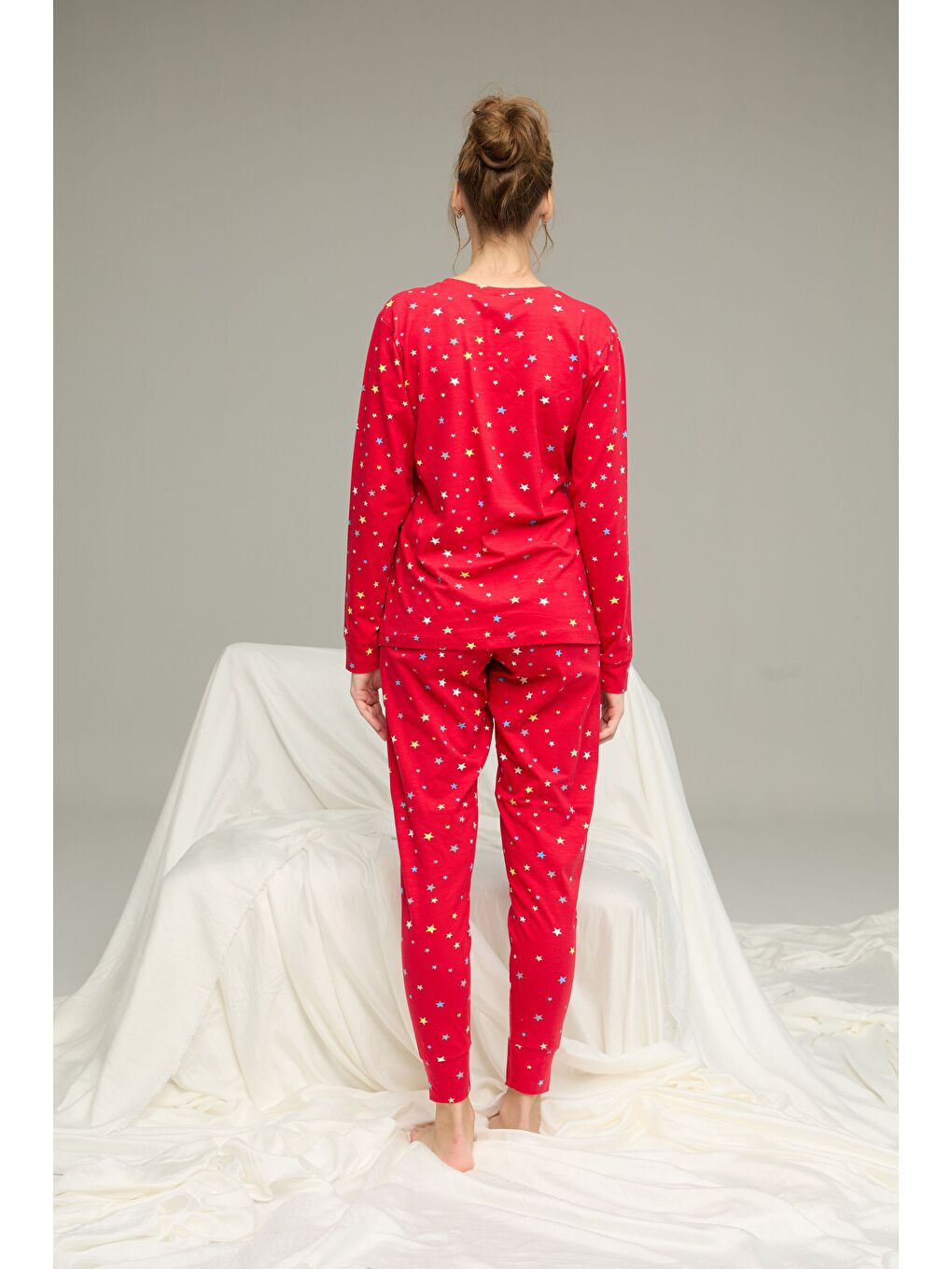 Kırmızı Yıldız Desenli Pamuklu Bisiklet Yaka Örme Pijama Takım25241120-2
