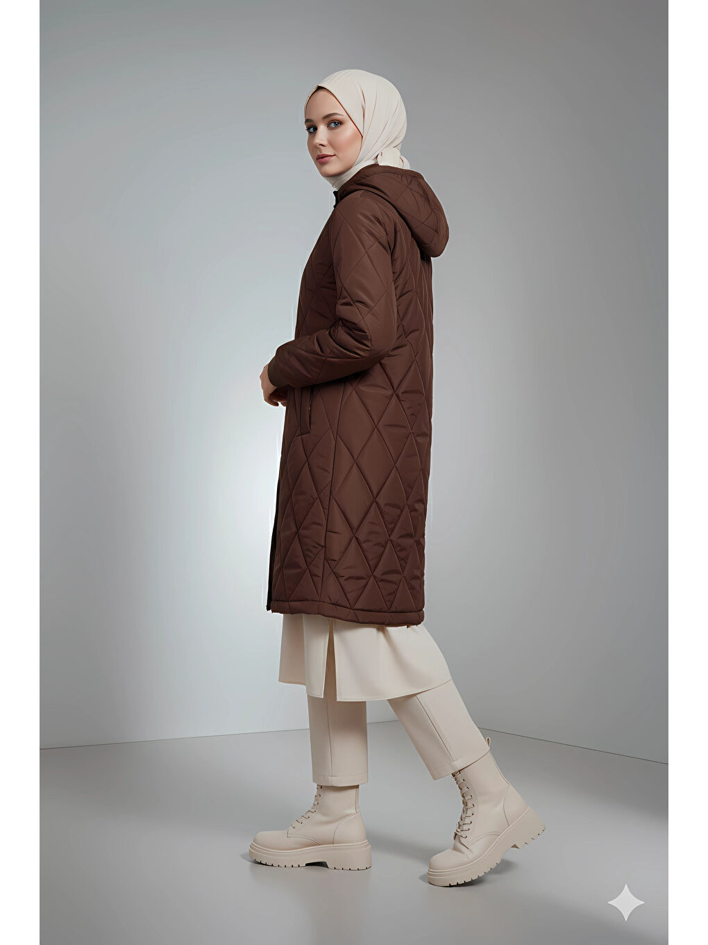Kadın Kahverengi Uzun Kapitone Astarlı Şişme Tesettür Mont HZL25W-BD151381-1