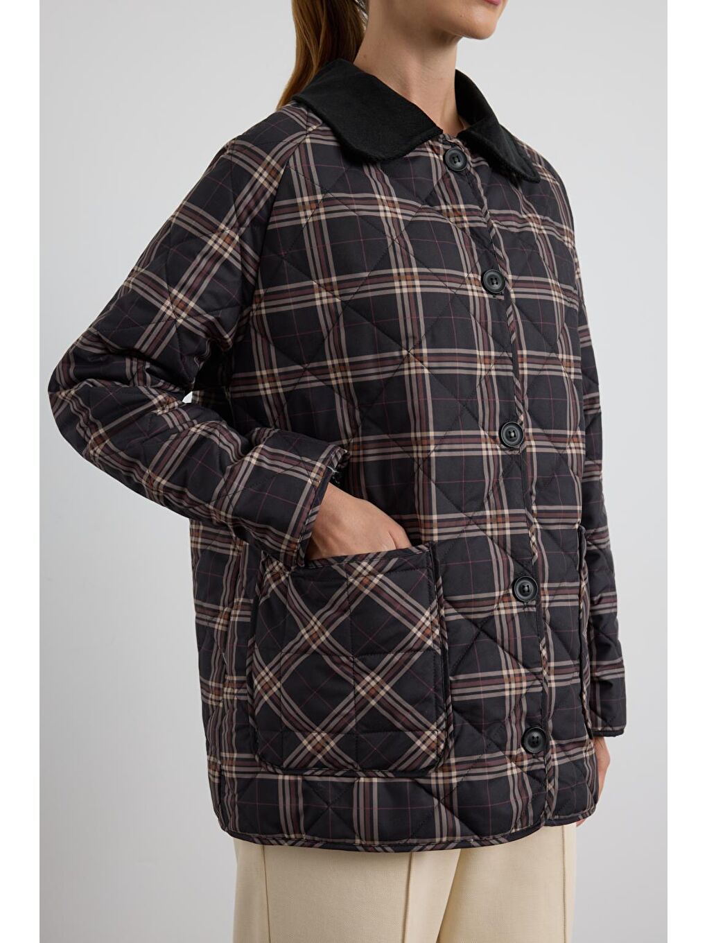 Desenli Kadife Yakalı Kapitone Ceket Mont Siyah-8