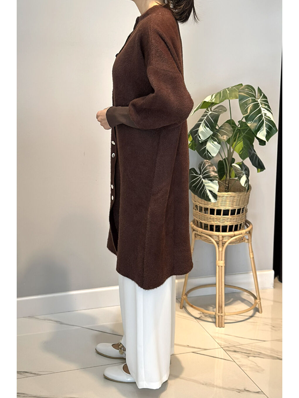 Uzun Düğme Detay Angora Hırka 25129 Kahverengi-1