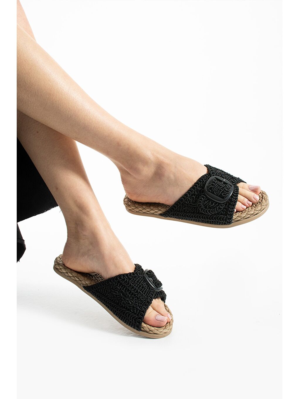 Siyah ROYAL Tokalı Hasır Kadın Terlik Dış Mekan ve Ev Terliği-1