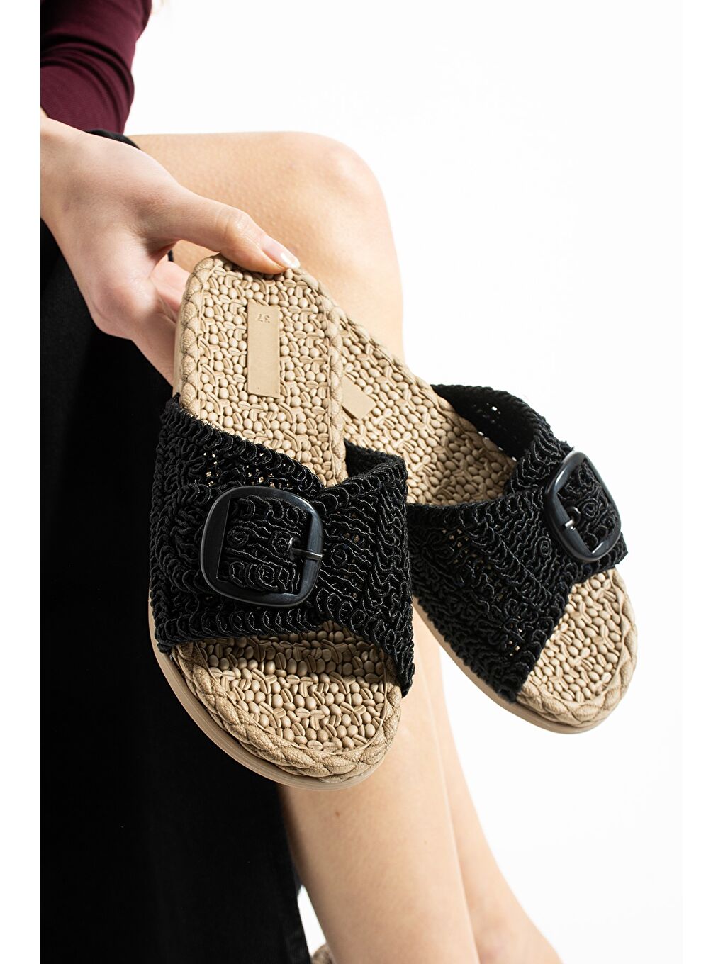 Siyah ROYAL Tokalı Hasır Kadın Terlik Dış Mekan ve Ev Terliği-2