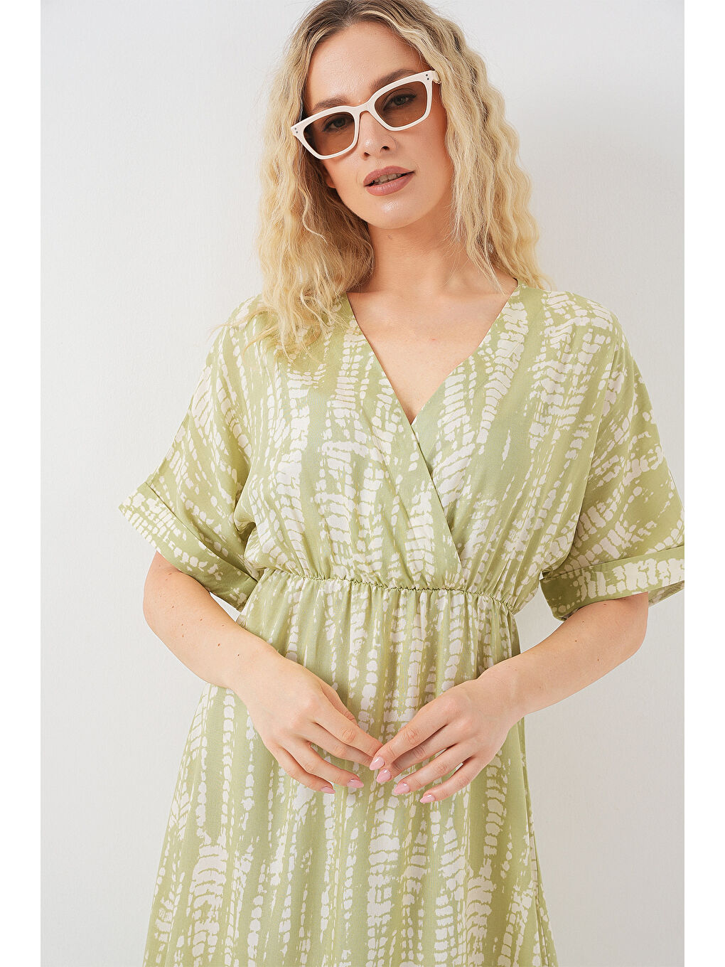 Kadın Desenli Kısa Kol Elbise 2569 - E.Yeşil-3