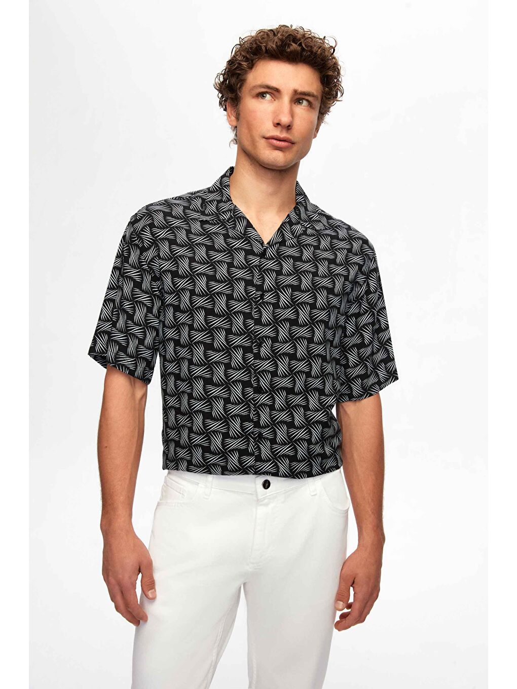 Relaxed Siyah Gömlek-2