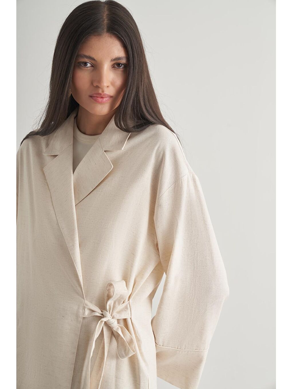 Keten Karışımlı Anvelop Bağlı Bej Rengi Kimono Ceket-2