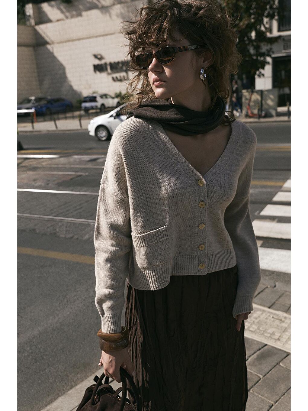 Bej Gold Düğmeli Triko Hırka Taş