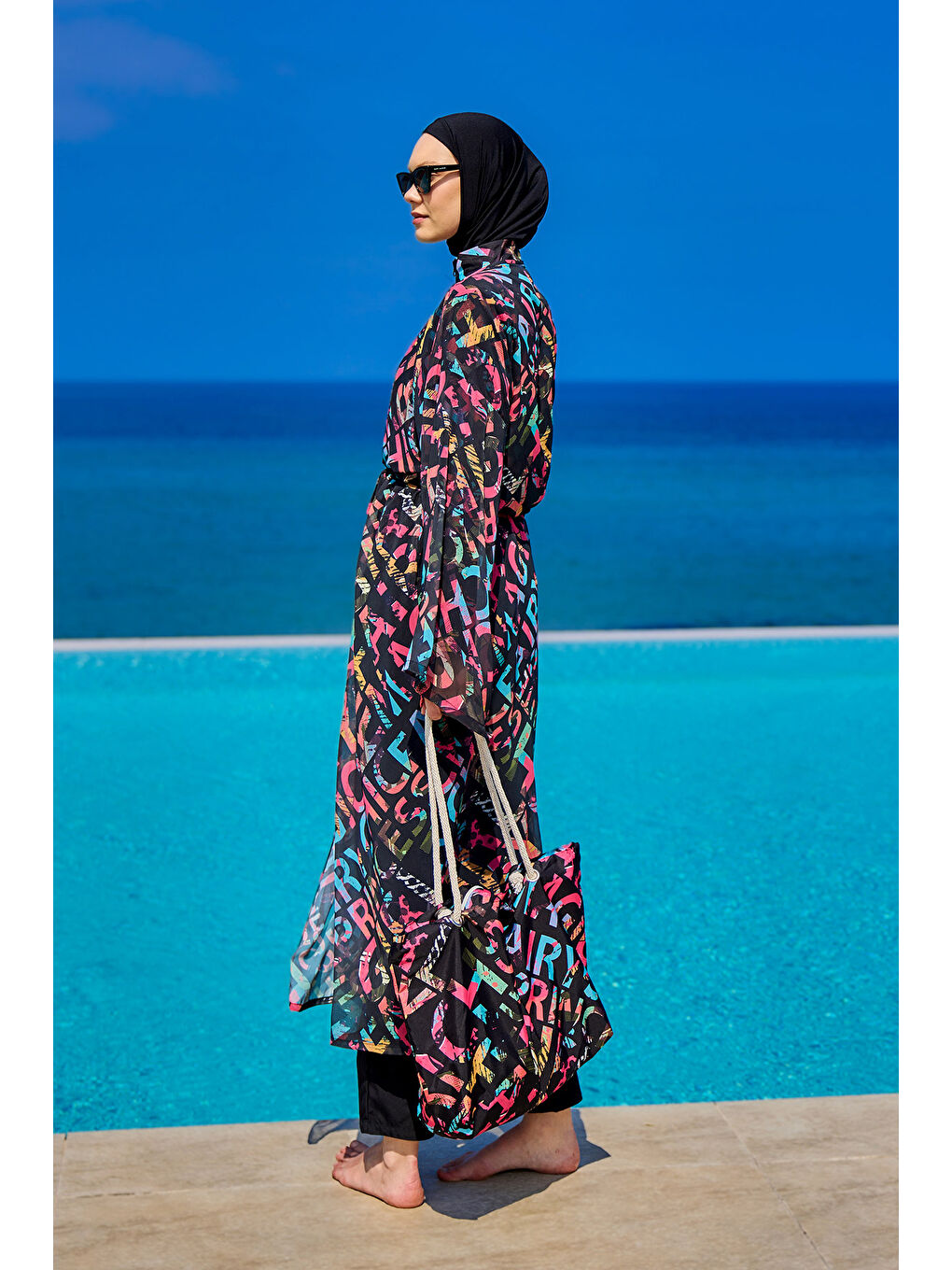 Siyah Renkli Desenli İpeksi Kimono Kaftan RP2507-2