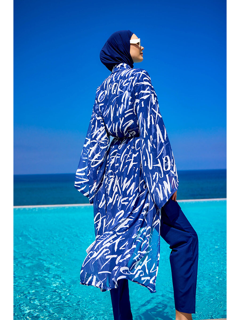 Lacivert Renkli Desenli İpeksi Kimono Kaftan RP2502-2