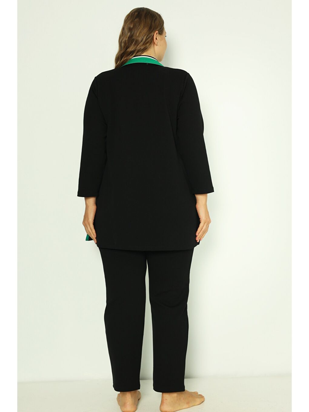 Siyah Kadın Büyük Beden Pamuklu İnterlok Truvakar Kollu Cepli Biyeli Alt-Üst Eşofman Takımı-3