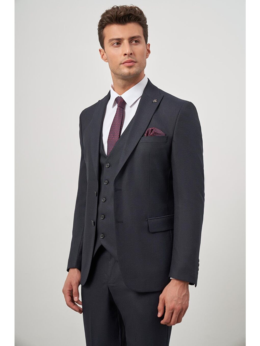 Koyu Lacivert Kılıç Yaka Yelekli 6 Drop Slim Fit Classic Takım Elbise 1001245153-4