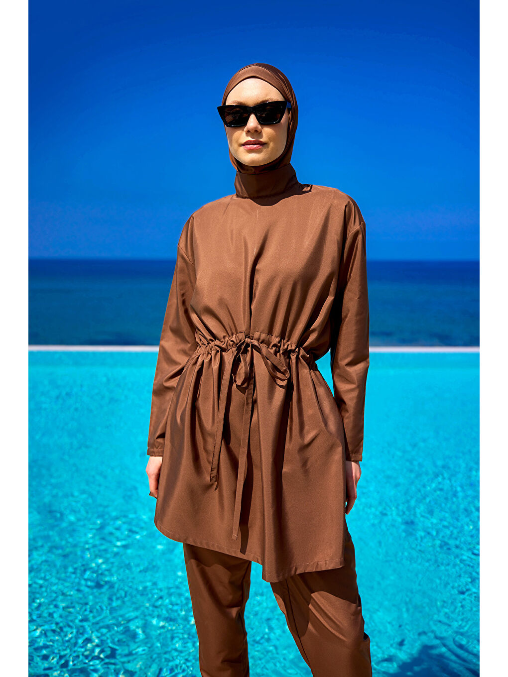 Kahverengi Hakim Yaka Tam Kapalı Tesettür Mayo Takımı A2502-3-1