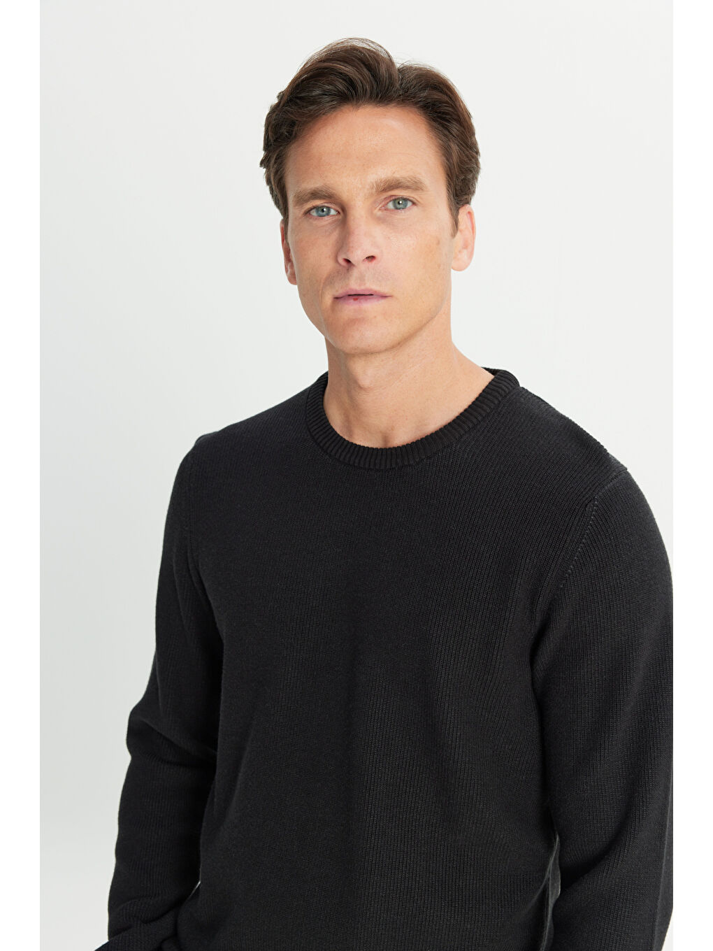 Erkek Siyah Pamuklu Standart Fit Normal Kesim Selanik Örgü Bisiklet Yaka Triko Kazak-4