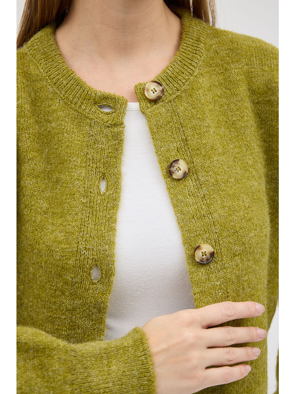 Montro - Düğme Detaylı Yumuşak Dokulu Triko Hırka - Yeşil Renk-3