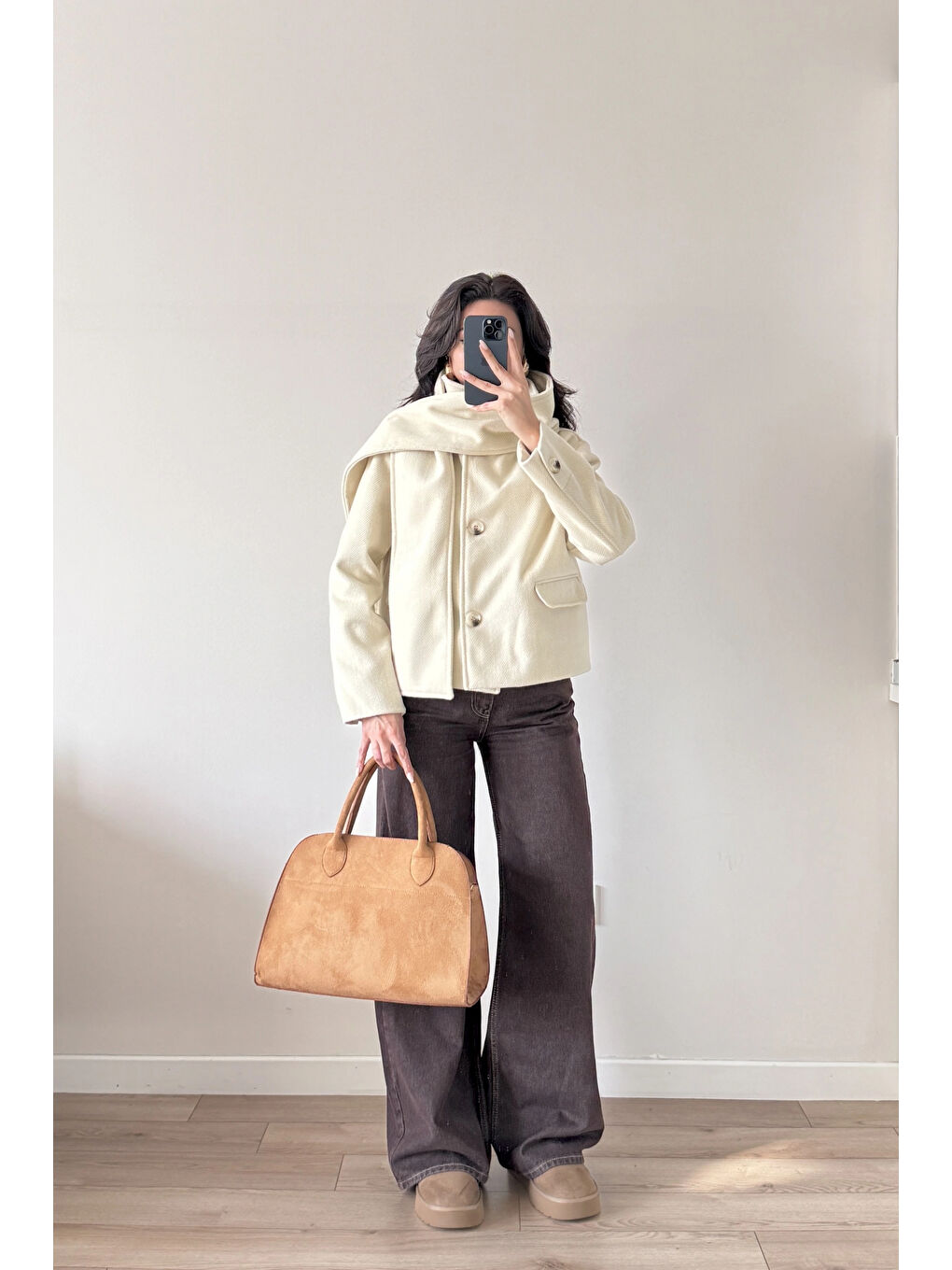 Kadın Bej Şallı Kaşe 0999-188509-2