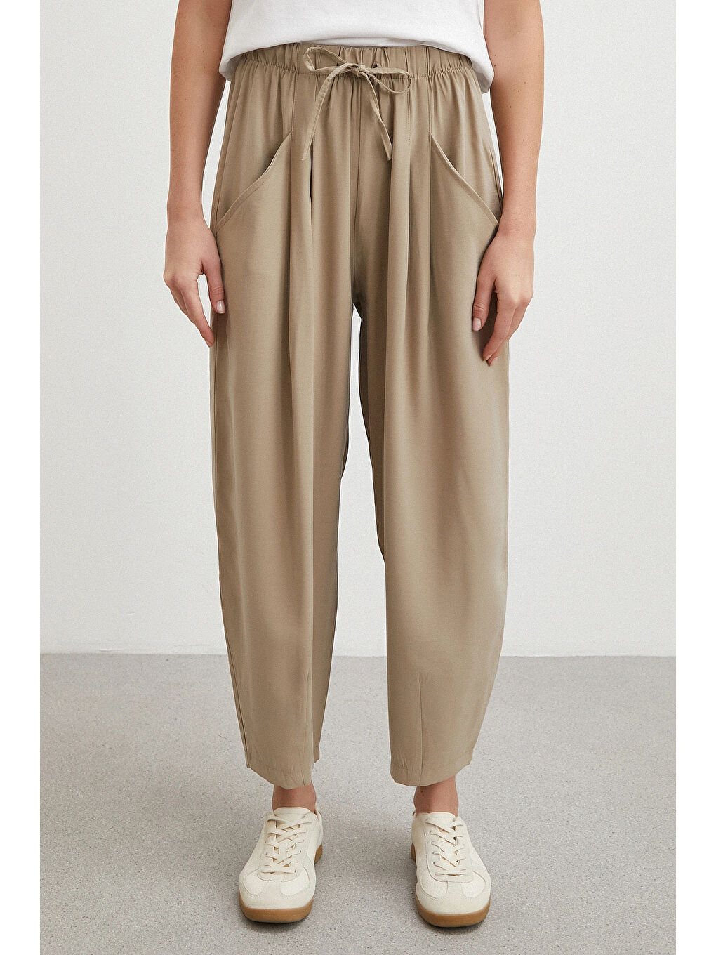 Bej Bağcıklı Beli Lastikli Pileli Pantolon Taş-4