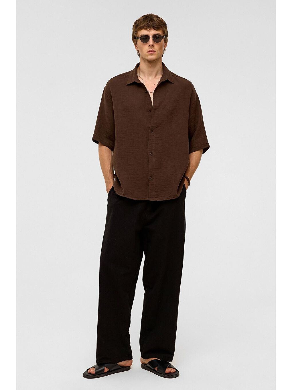 Kahverengi Oversize Kısa Kollu Müslin Kumaş Gömlek Kahve