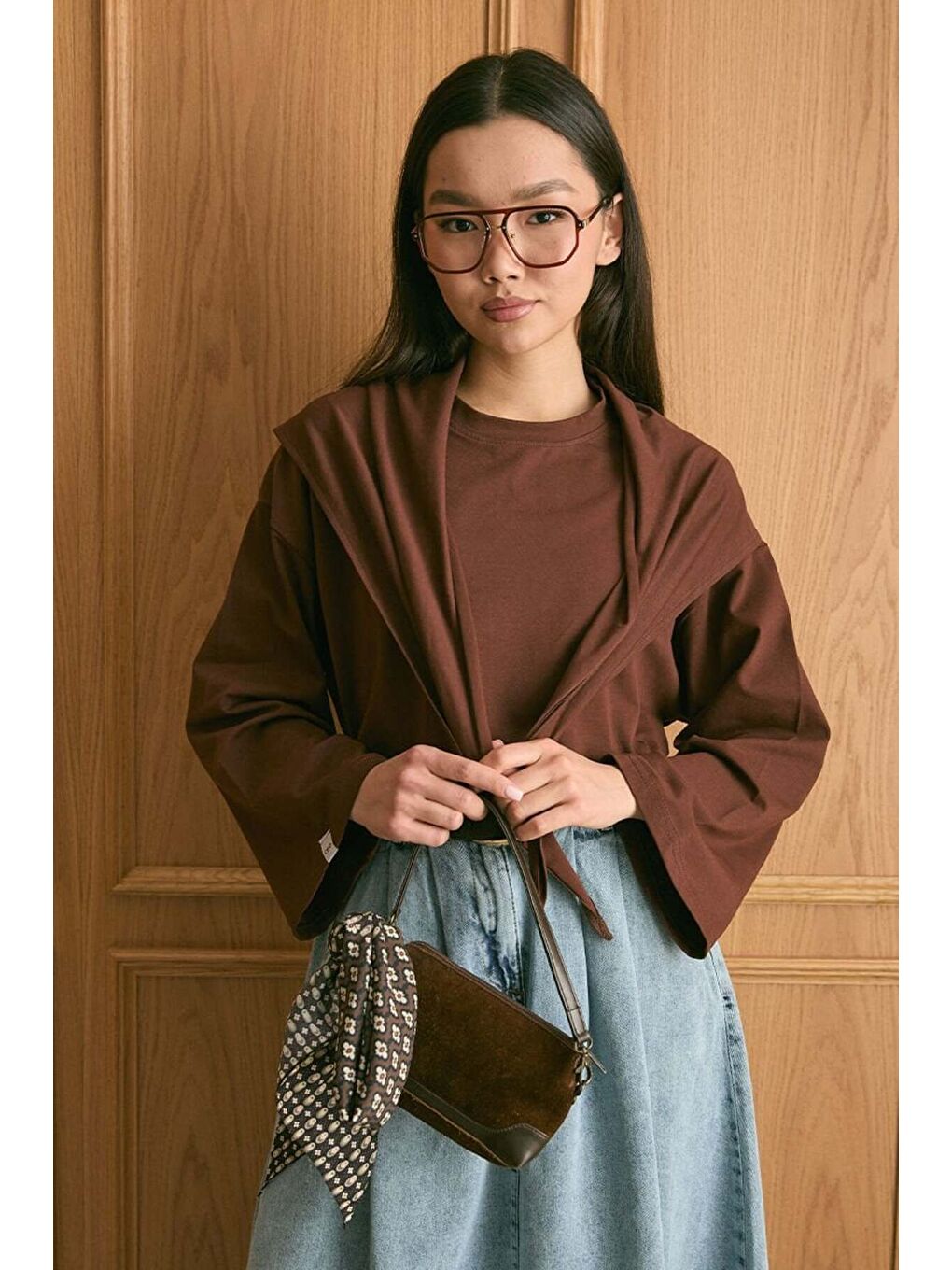 Kahverengi Acı Kahve Fularlı Body-2