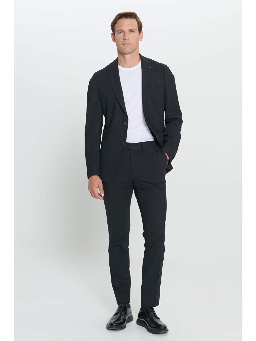 Erkek Siyah Slim Fit Dar Kesim Mono Yaka Yünlü Takım Elbise-1