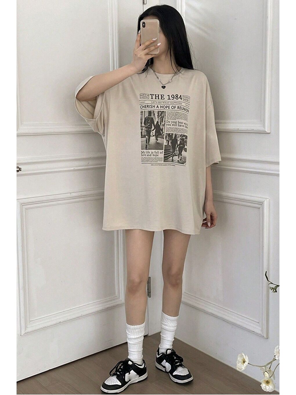 Kadın Bej Bisiklet Yaka 1984 Gazete Baskılı Oversize T Shirt-3