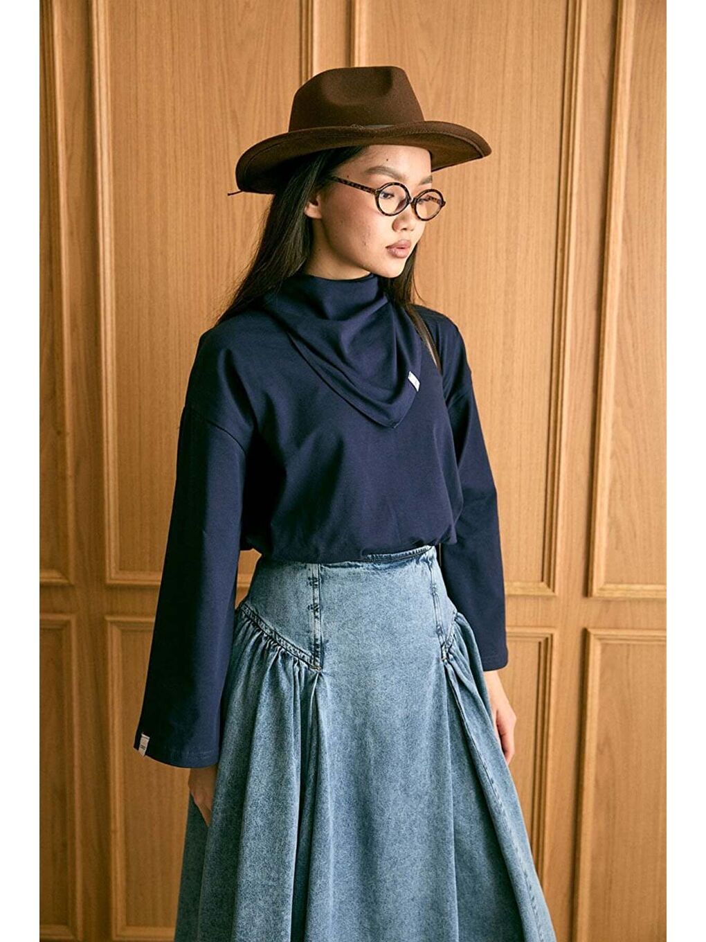 Lacivert Fularlı Body-2