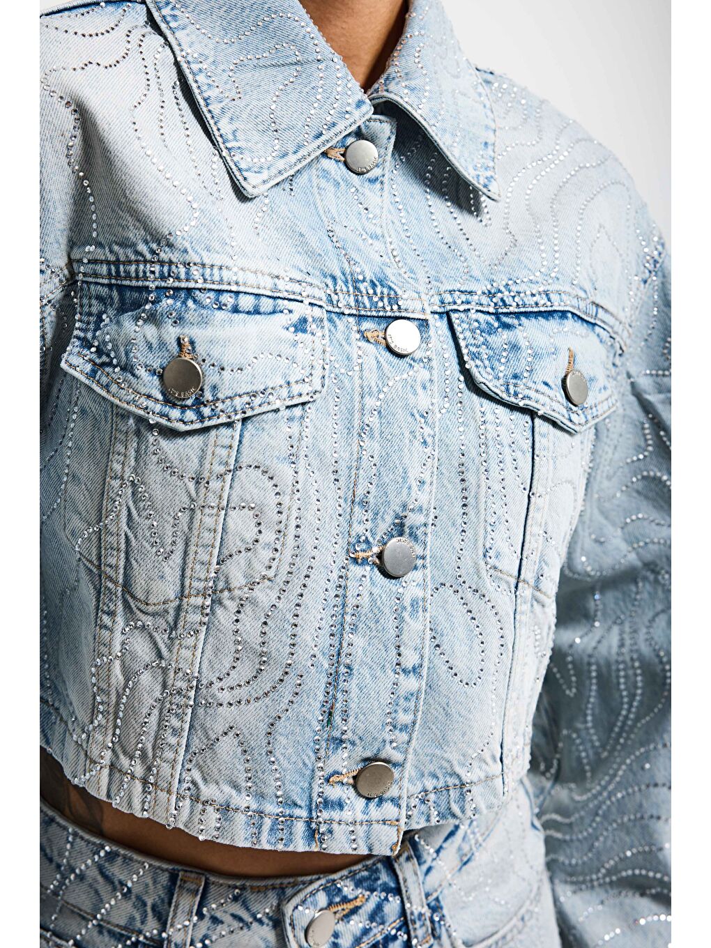 Mavi Kadın Jean Rengi T-4s6-32 Crop Fit Taş Detaylı Özel Tasarım Denim Ceket-2