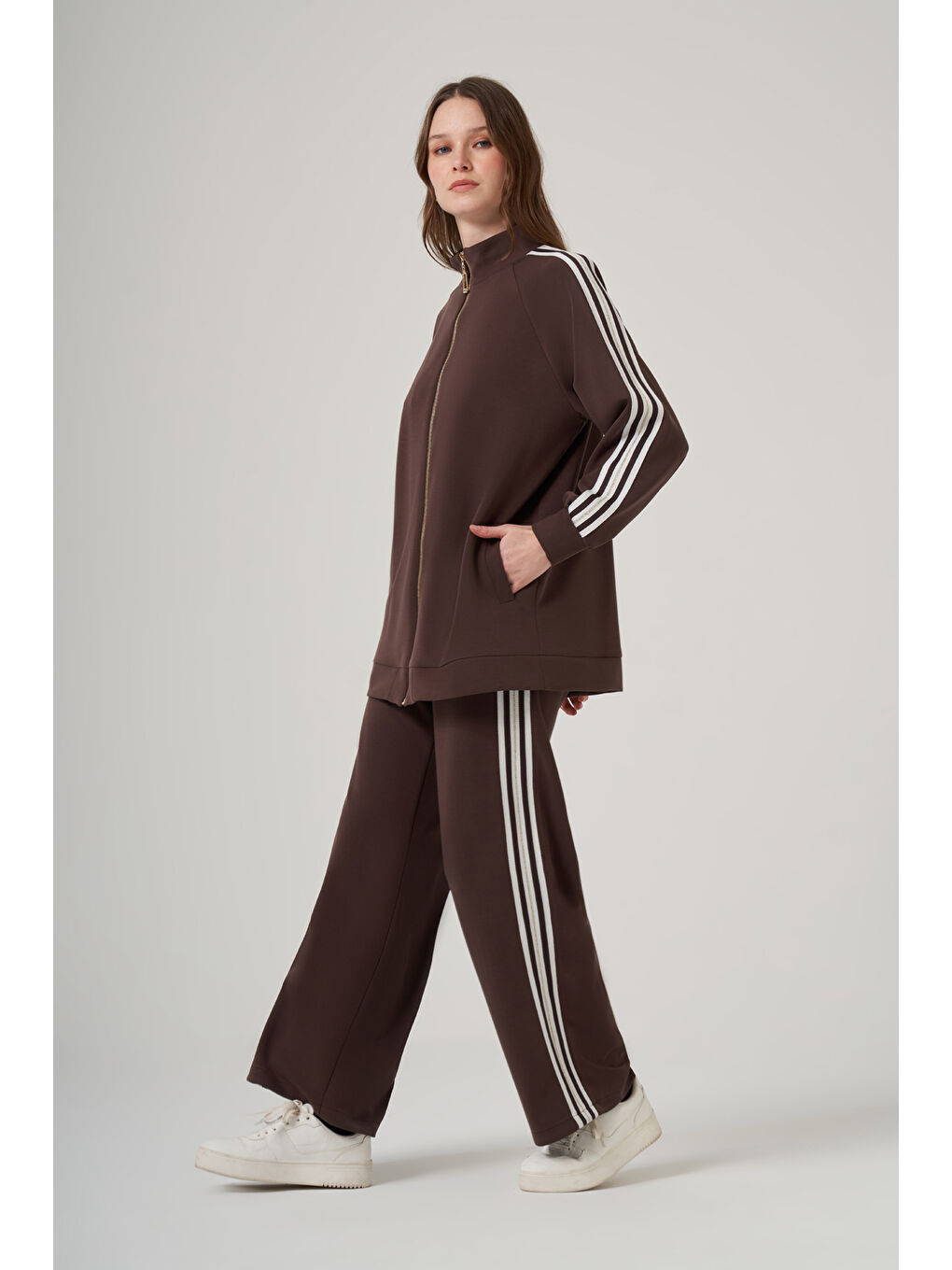 Fermuarı Taş Detaylı Pantolonlu Takım 1092 Kahverengi