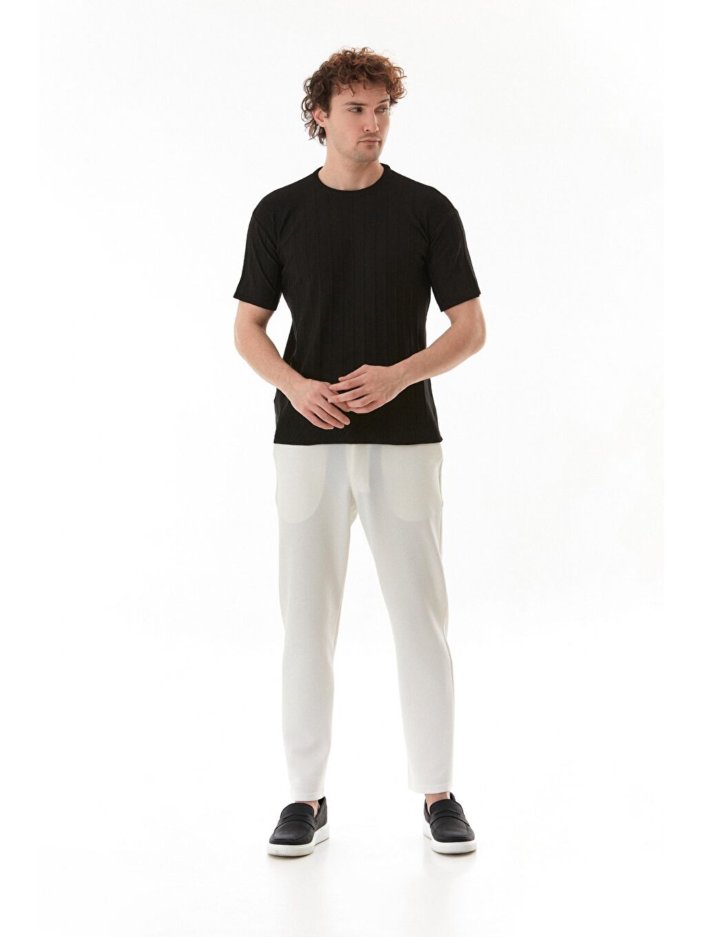 Siyah Şeritli Bisiklet Yaka Triko Tişört-1