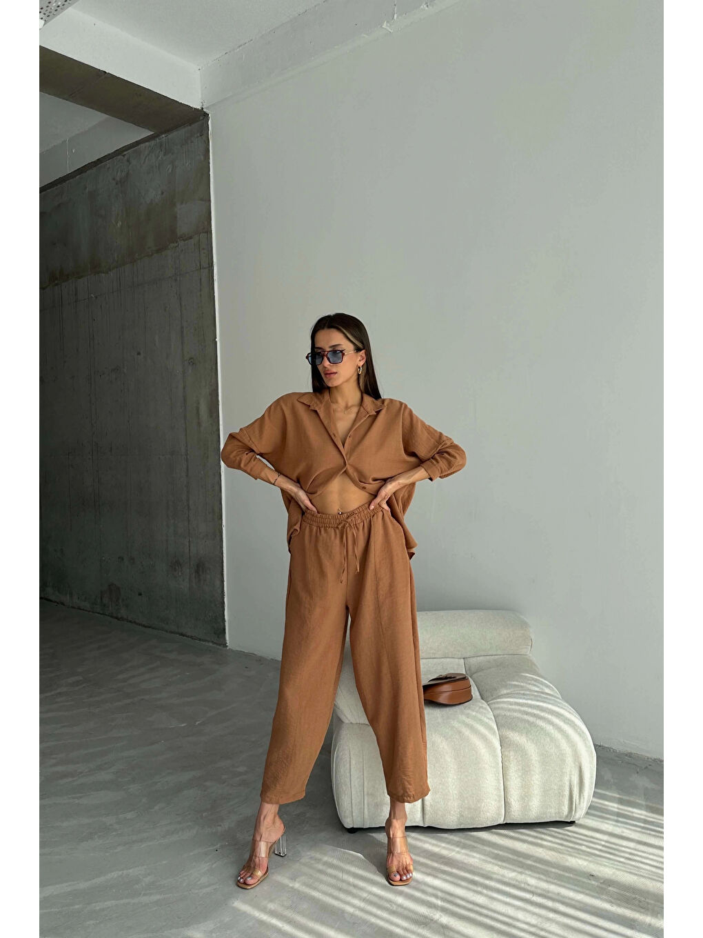 Kahverengi Kadın Taba Keten Gömlek Takım 1018-0241-3