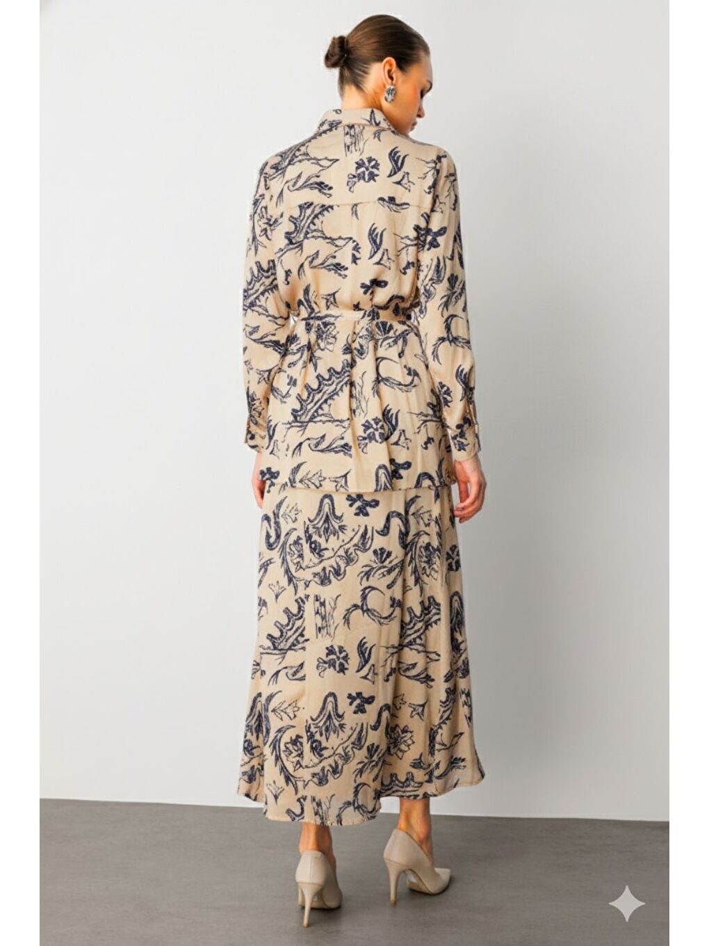 Beyaz Ekru Desenli Evaze Uzun Saten Etek-1