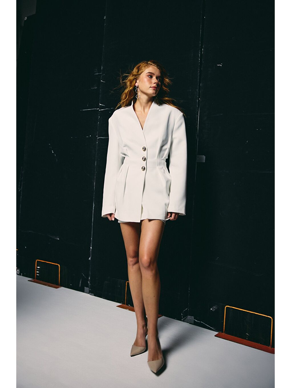 Gold Düğmeli Uzun Ceket - Ekru-3