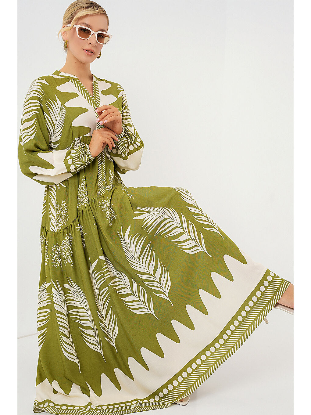 2423 Otantik Desenli Tesettür Elbise - Mint Yeşili-1